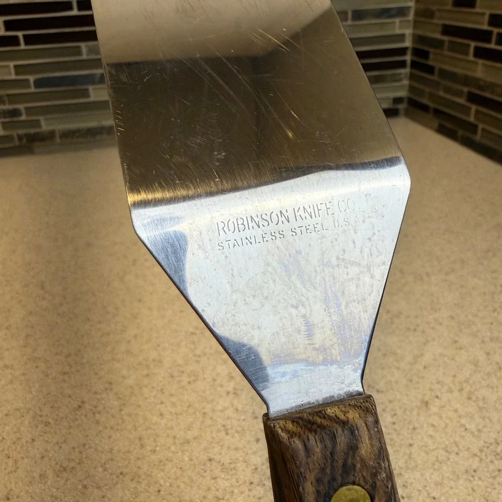 VTG Robinson Knife Co Stainless Steel Short Spatula Turner Wood Handle USA 9.75
